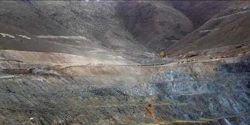 稀土 广泛存在于地壳中,被称为 工业上的黄金